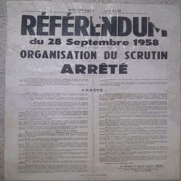 Etude de conservation et de restauration des documents imprimés, les affiches publicitaires de la bibliothèque nationale du Hamma, Alger