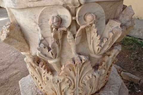 Conservation préventive d’un chapiteau en marbre restauré de la période romaine « musée de Tipasa »